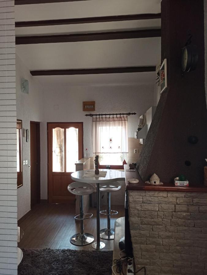 Adria Apartments PUY Exterior foto